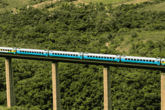 ESTRADA DE FERRO E SEUS ENCANTOS